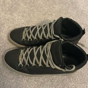 Men’s Balenciaga high top sneakers